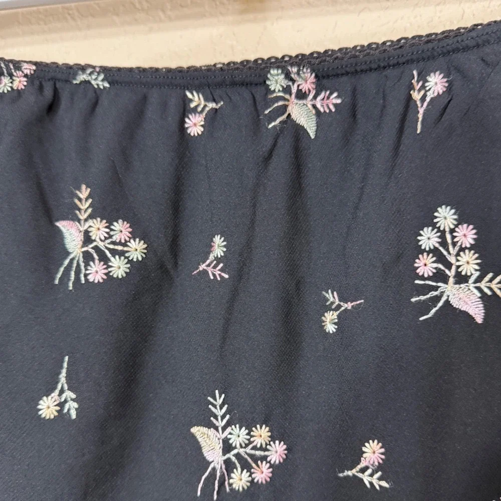 The Great American Sportswear‎ Co Floral Embroidered Black Midi Skirt L Vintage